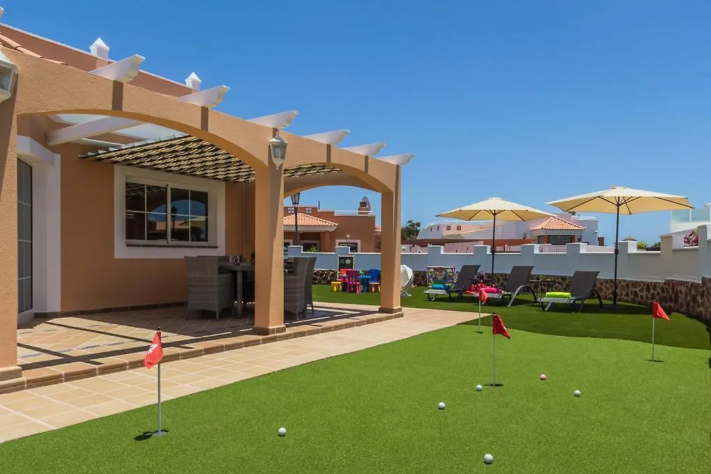 Perfect For Family Holidays With Private Pool, Near Beach And Golf- Villa Ashley Costa De Antigua