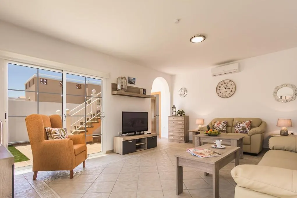 Perfect For Family Holidays With Private Pool, Near Beach And Golf- Villa Ashley Costa De Antigua