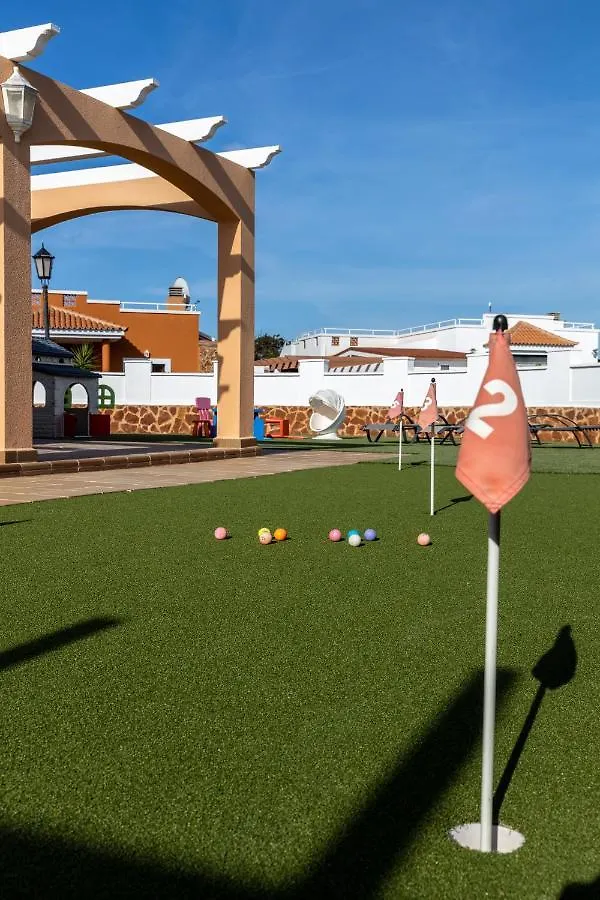 Perfect For Family Holidays With Private Pool, Near Beach And Golf- Villa Ashley Costa De Antigua 0*,  Spain